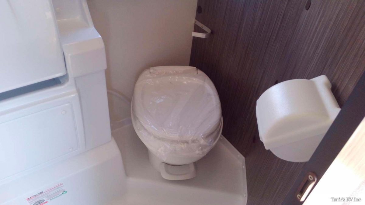 5 Best RV Toilets for Camping in 2024 [Reviews and Buying Guide]